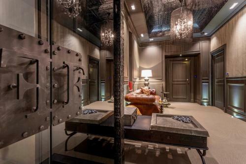 Hostal Forvm Luxury Experience