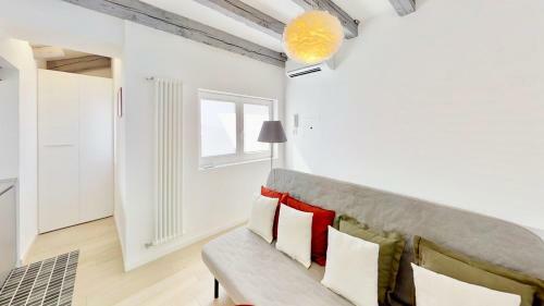 Apartamento Triestevillas Sangiusto Wall, Attic For 4 Guests, Ac, Central Position