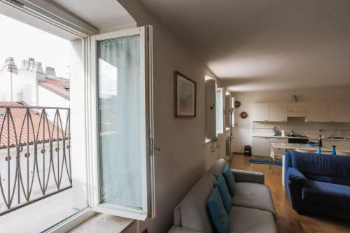 Apartamento Triestevillas Imbriani, Hyper Central Duplex, Rooftop View, 4+2 Guests