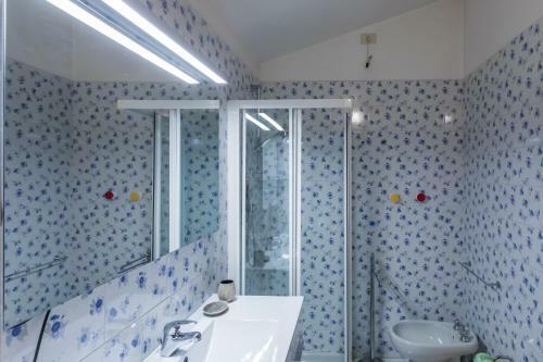 Apartamento Triestevillas Imbriani, Hyper Central Duplex, Rooftop View, 4+2 Guests