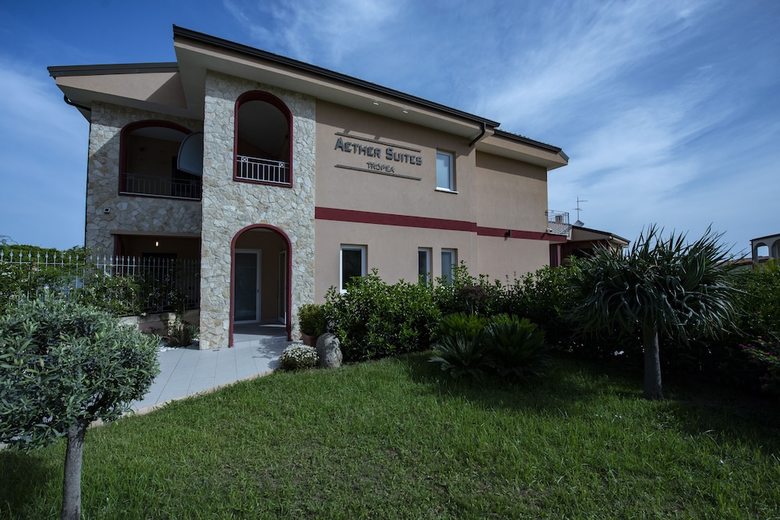 Bed & Breakfast Aether Suites Tropea