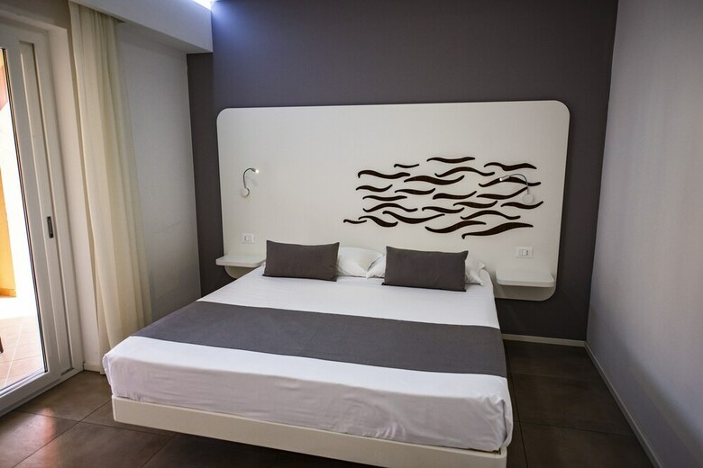 Bed & Breakfast Aether Suites Tropea
