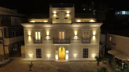 Hostal Villa Adua