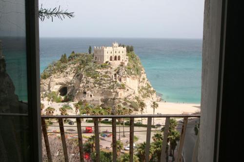 Apartamento Al Corallone A Picco Sul Mare