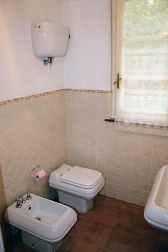 Tuoro Sul Trasimeno Villa Sleeps 8 Pool Wifi