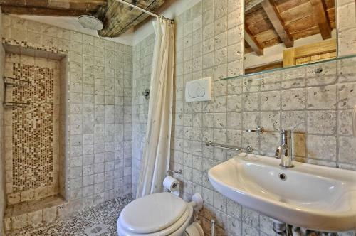 Vernazzano Basso Apartment Sleeps 6