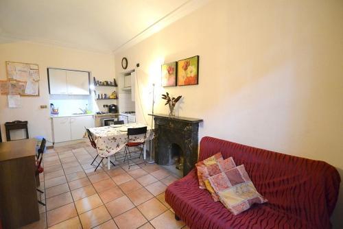 Turin Apartment Sleeps 4 Wifi