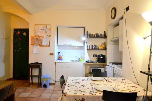 Turin Apartment Sleeps 4 Wifi