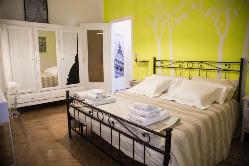 Hostal Suite Giardini Reali
