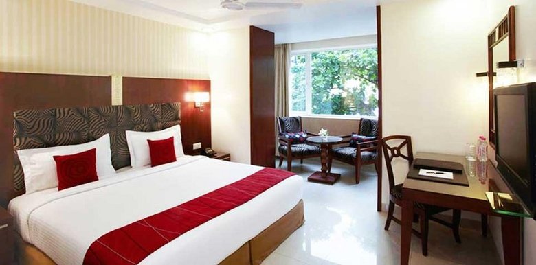 Hotel Suba Palace