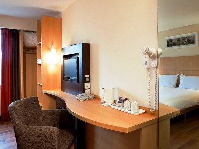 Hotel Ibis Belfast Queens Quarter