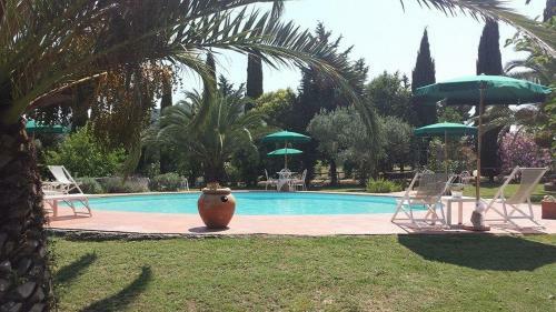 Suvereto Apartment Sleeps 4 Pool