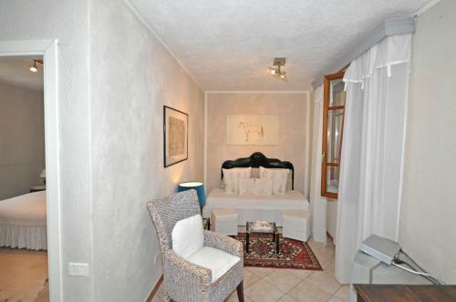 Suvereto Apartment Sleeps 4