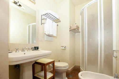 Talamone Villa Sleeps 8 Pool Air Con Wifi