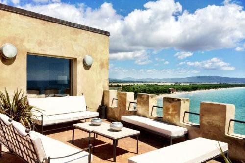 Talamone Villa Sleeps 8 Pool Air Con Wifi