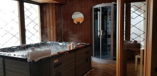 Grt Hotel & Spa
