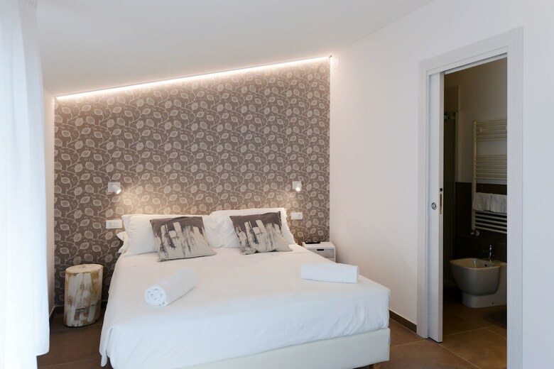 Hostal Miramed Rooms
