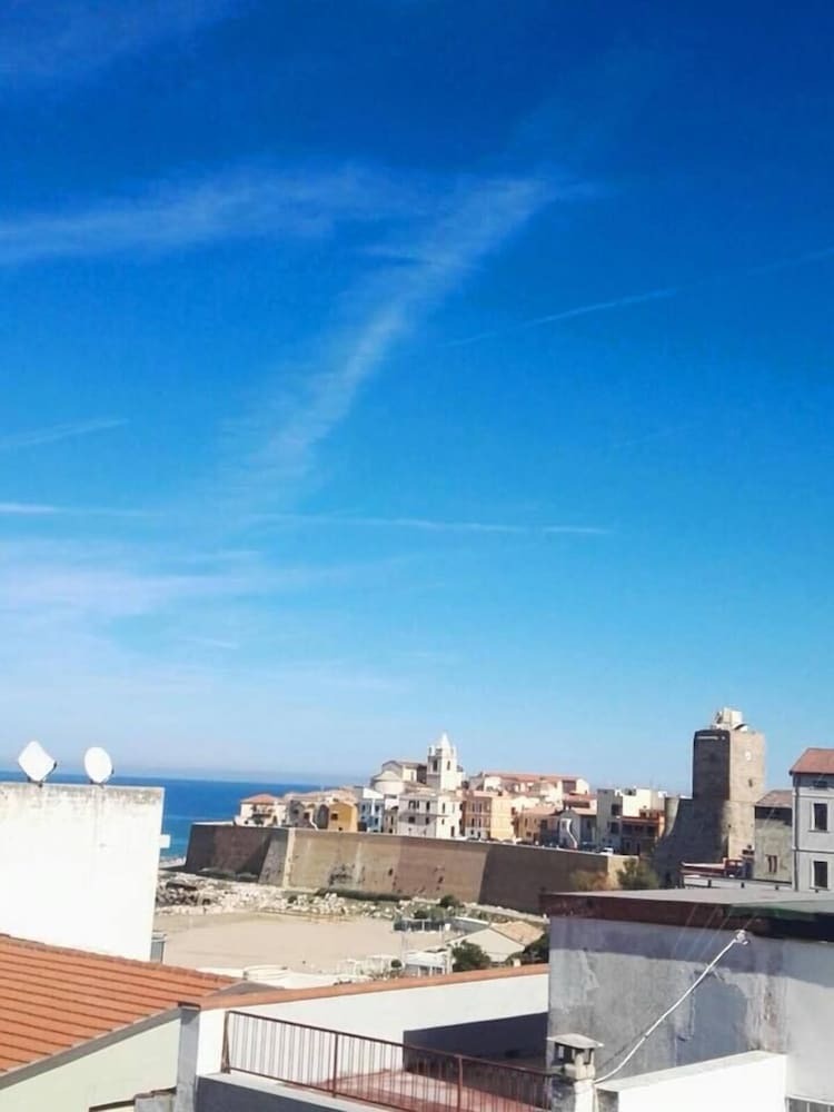 Hostal Miramed Rooms