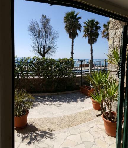 Villa Viale Circe Beach House