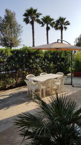 Villa Viale Circe Beach House