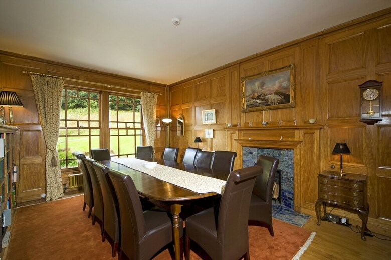 Loch Melfort Hotel(.)