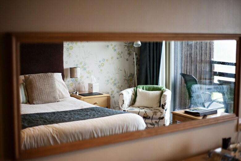 Loch Melfort Hotel(.)