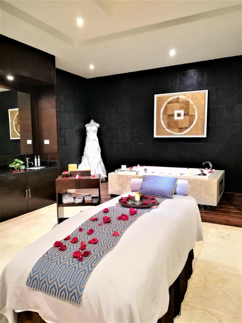 The Fives Beach Hotel & Residences
