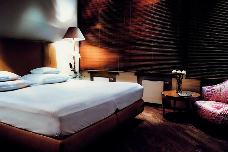 Hotel Yours Truly