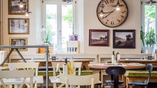 Hostal Bernina Express Rooms&breakfast