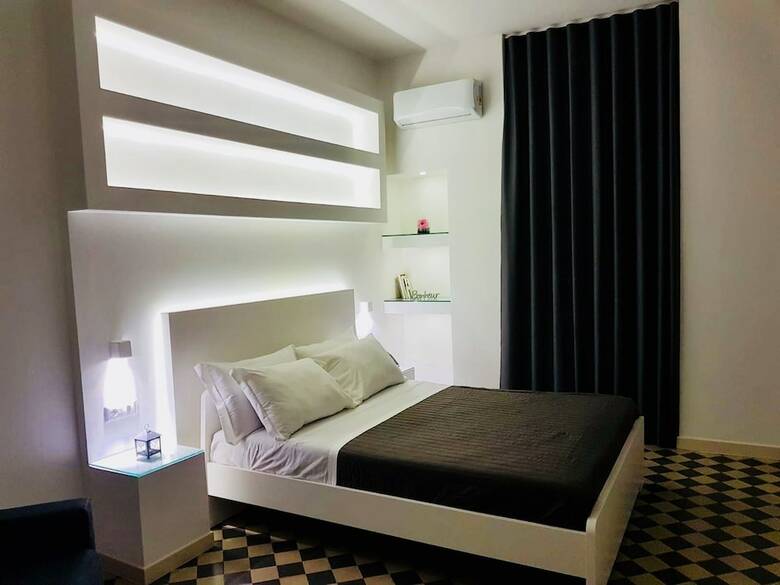 Bed & Breakfast Villa Adelaide Suite & Room