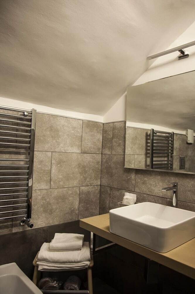 Bed & Breakfast Villa Adelaide Suite & Room