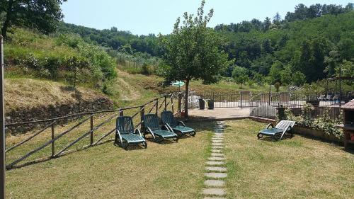 Serravalle Pistoiese Villa Sleeps 3 Pool