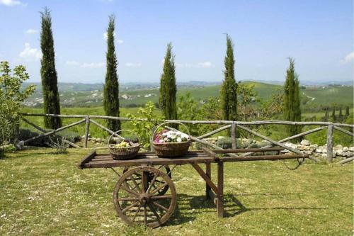 San Gimignanello Apartment Sleeps 7 Pool T490442