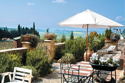 San Gimignanello Apartment Sleeps 5 Pool T490443