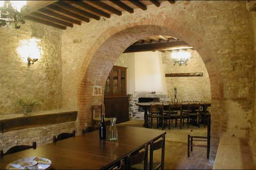 San Gimignanello Apartment Sleeps 5 Pool T490443