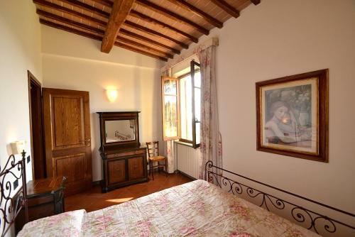 Siena Villa Sleeps 6 Pool Wifi