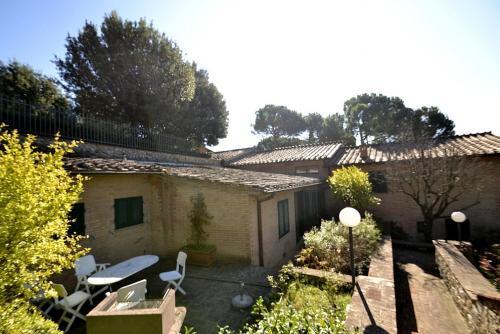 Siena Villa Sleeps 5 Pool Wifi