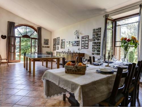 Scrofiano Villa Sleeps 8 Pool Wifi