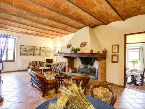 Scrofiano Villa Sleeps 8 Pool Wifi