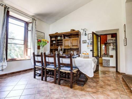 Scrofiano Villa Sleeps 8 Pool Wifi