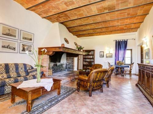 Scrofiano Villa Sleeps 8 Pool Wifi