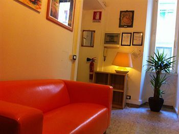 Bed & Breakfast Coliseum Rooms