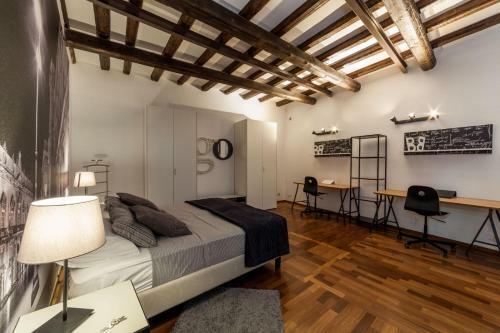 Maniace | Holiday Home