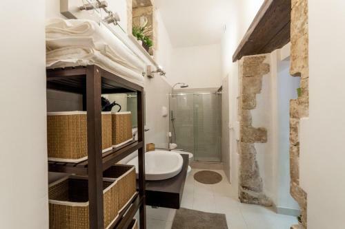 Maniace | Holiday Home