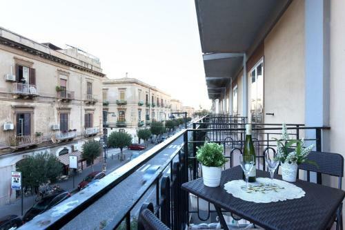 Ortigia Bridge Apartments