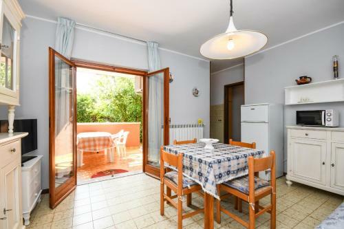 Sirmione Punta Gro Beach Apartment