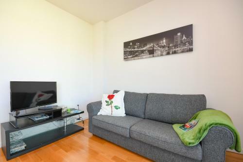 La Castellana Lake View Apartment