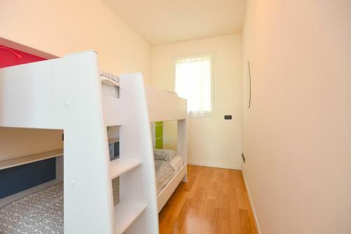 La Castellana Lake View Apartment
