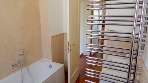 Apartamento S166 - Sirolo, Nuovo Quadrilocale Completamente Accessoriato