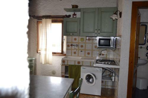 Cortesi Apartment